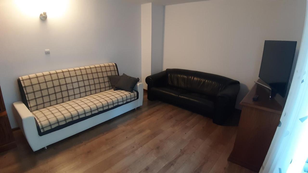 Casa Ultracentral Suceava Villa Buitenkant foto